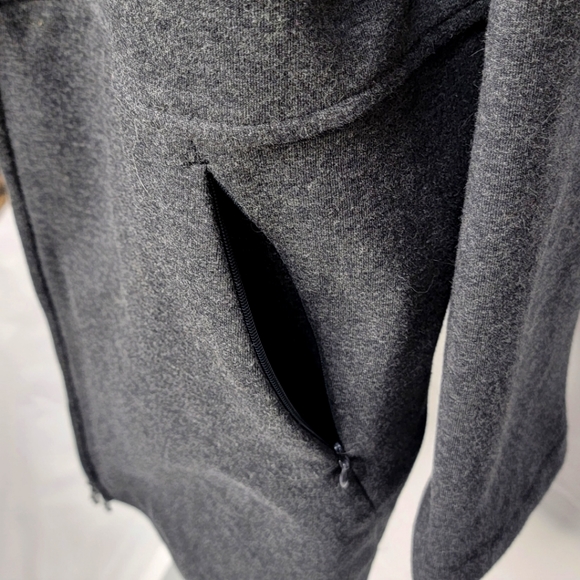 J. Jill Sport Zip Up Hoodie Size Large - Picture 3 of 8